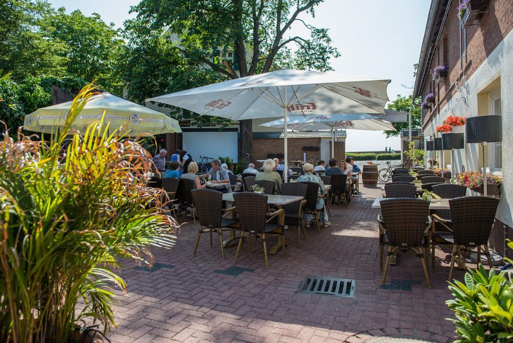 Hotel & Restaurant Zum Vater Rhein Monheim am Rhein Exterior foto